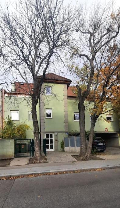 Einzigartiges Apartment Inkl. Gratis Parkplatz Viena Exterior foto